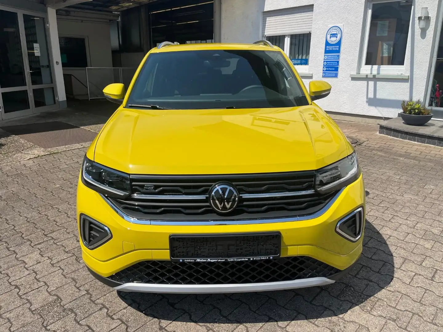 Volkswagen T-Cross R-Line D315PZ Gelb - 2