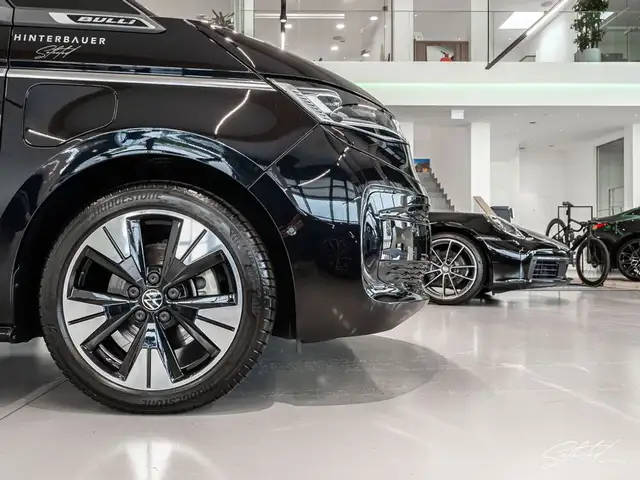 Volkswagen T7 Multivan Style eHybrid 4MOTION*AHK*DCC*HEADUP*H&K* Ansicht 11