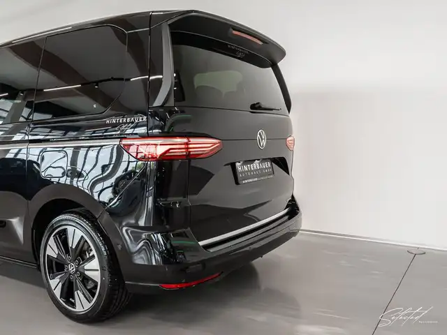Volkswagen T7 Multivan Style eHybrid 4MOTION*AHK*DCC*HEADUP*H&K* Ansicht 30