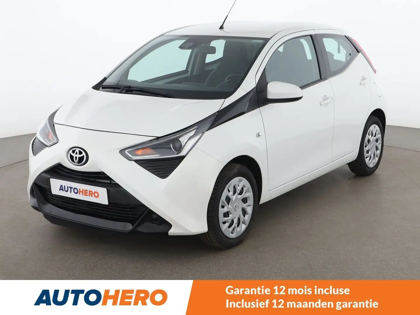 Toyota Aygo 1.0-VVT-i X-Play Wit - 1