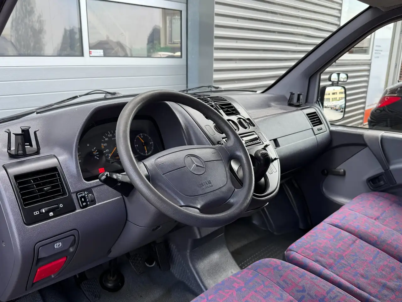 Mercedes-Benz Vito 113 Benzine! Btw Vrij! Schuifdeur! 3-Zits!, foto 10