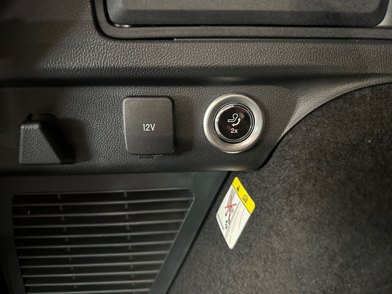 Ford Kuga 2.5 Duratec FHEV 4x4 ST-LINE X — photo 24