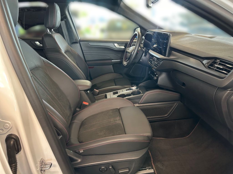 Ford Kuga 2.5 Duratec FHEV 4x4 ST-LINE X — photo 17