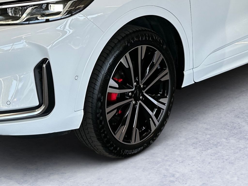 Ford Kuga 2.5 Duratec FHEV 4x4 ST-LINE X — photo 6
