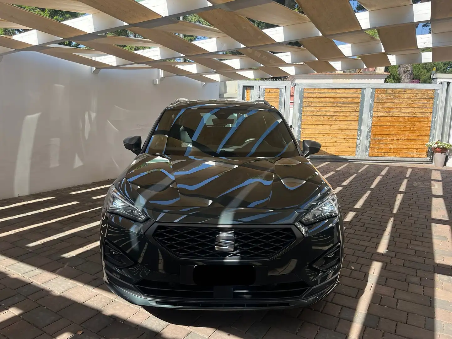 SEAT Tarraco Tarraco 2.0 tdi FR 150cv dsg Grijs - 2