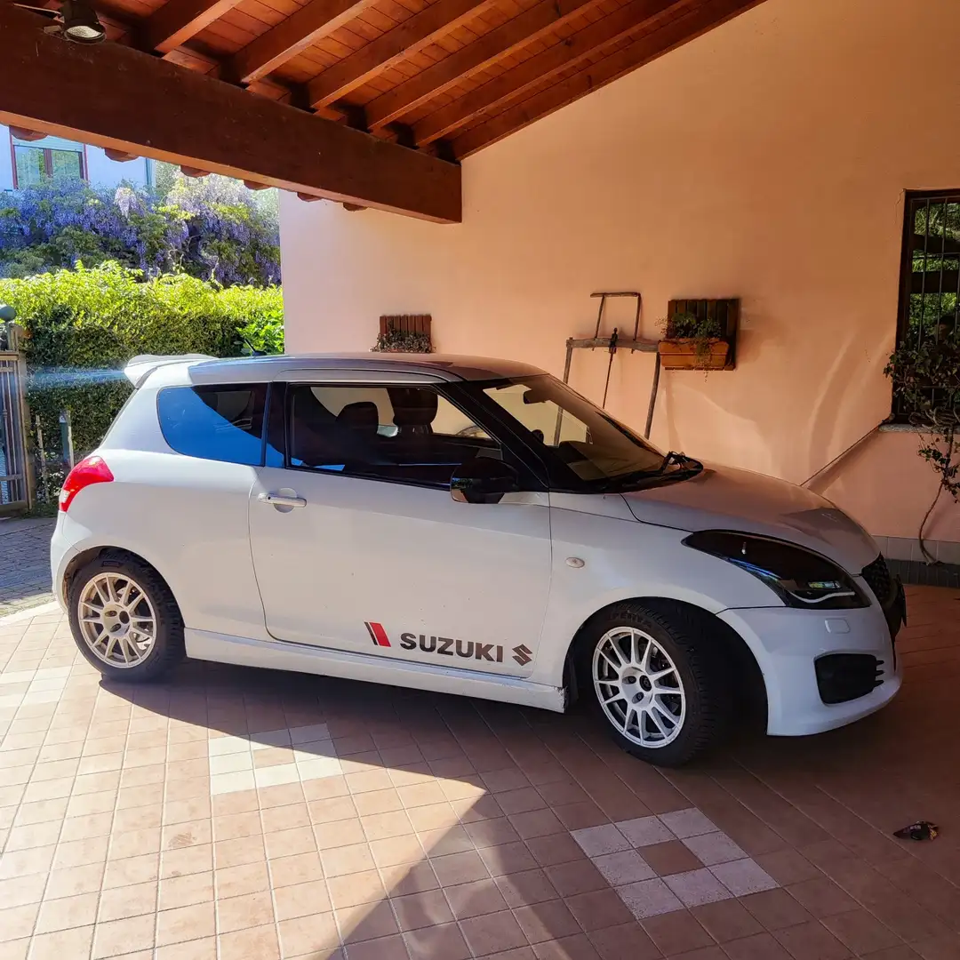 Suzuki Swift 3p 1.6 vvt Sport - 2
