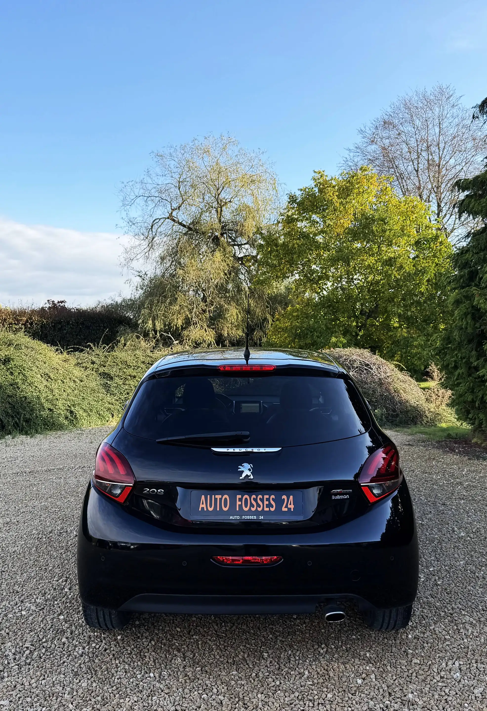 Peugeot 208 GT Line SPORT 1.2i ESSENCE 59.000 KM FULL OPTIONS PANORAMIQUE GPS CUIR LED JANTES 17' GARANTIE 1 AN — photo 10