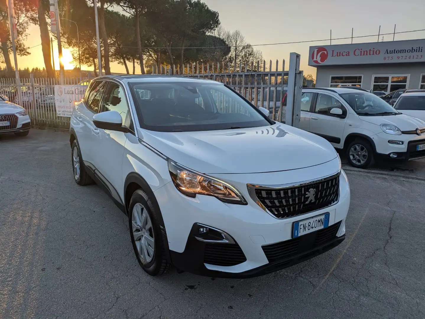 Peugeot 3008 3008 II 2016 1.6 bluehdi Business s Bianco - 1