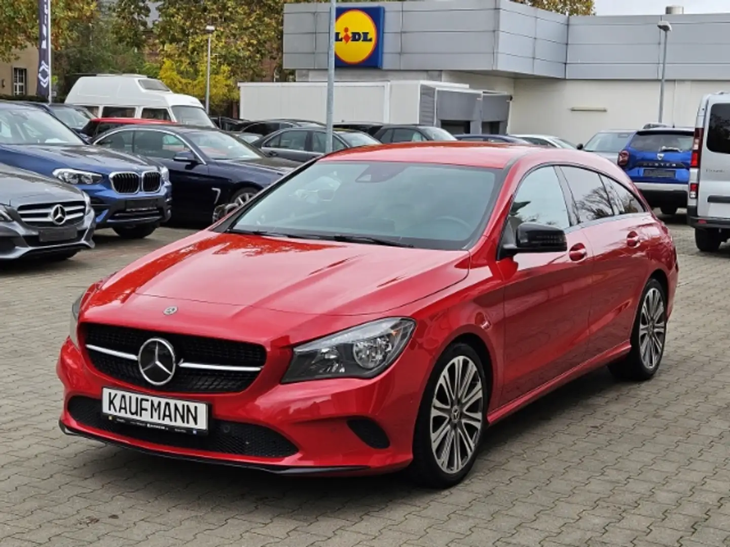 Mercedes-Benz CLA 180 Navi ACC El. Heckklappe Klimaautom Fahrerprofil Am Rojo - 1