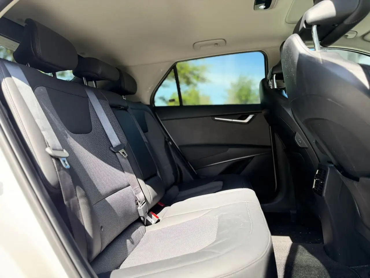 Kia Niro снимка Kia Niro