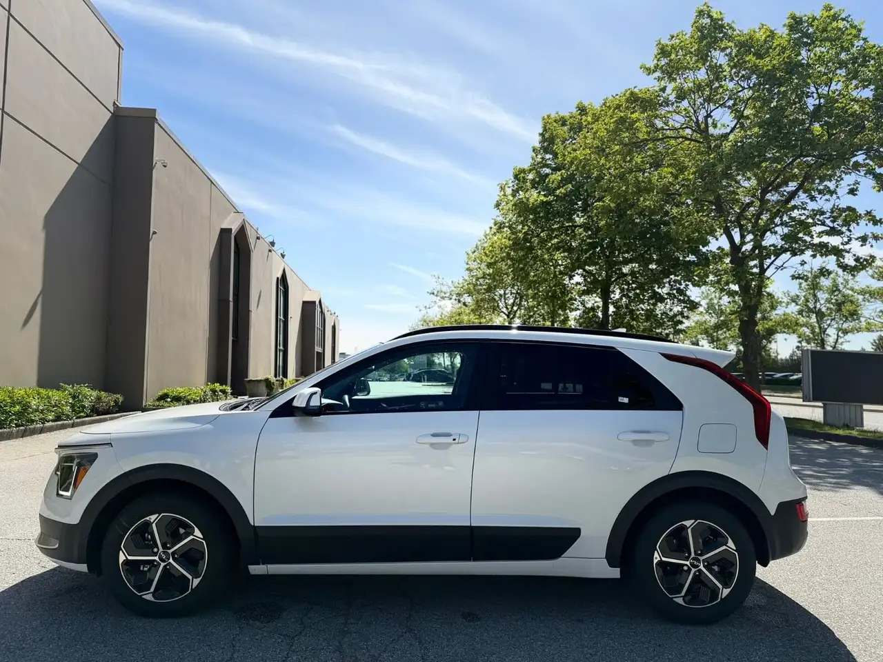 Kia Niro снимка Kia Niro