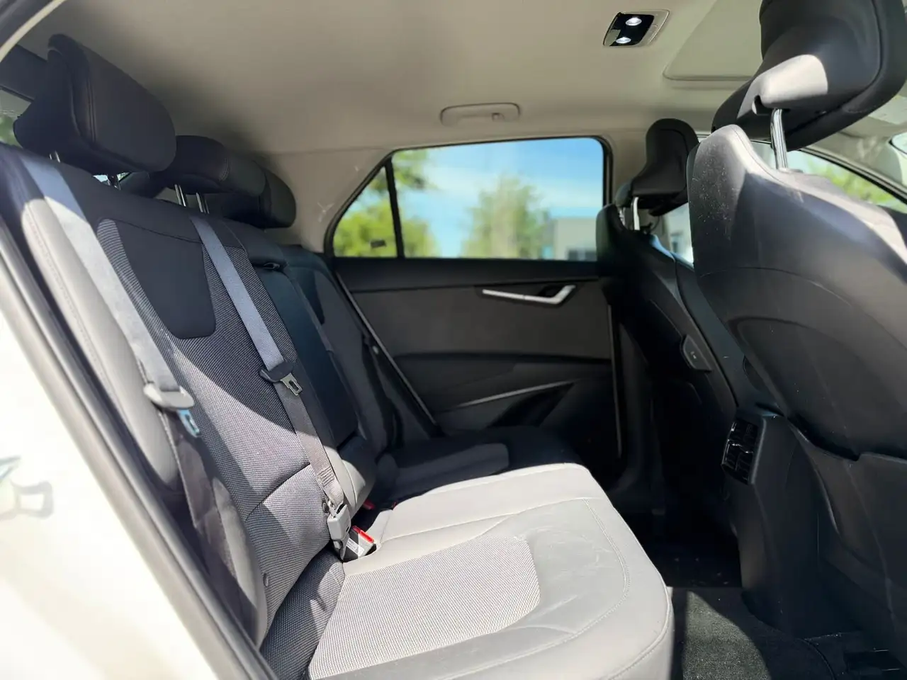 Kia Niro снимка Kia Niro