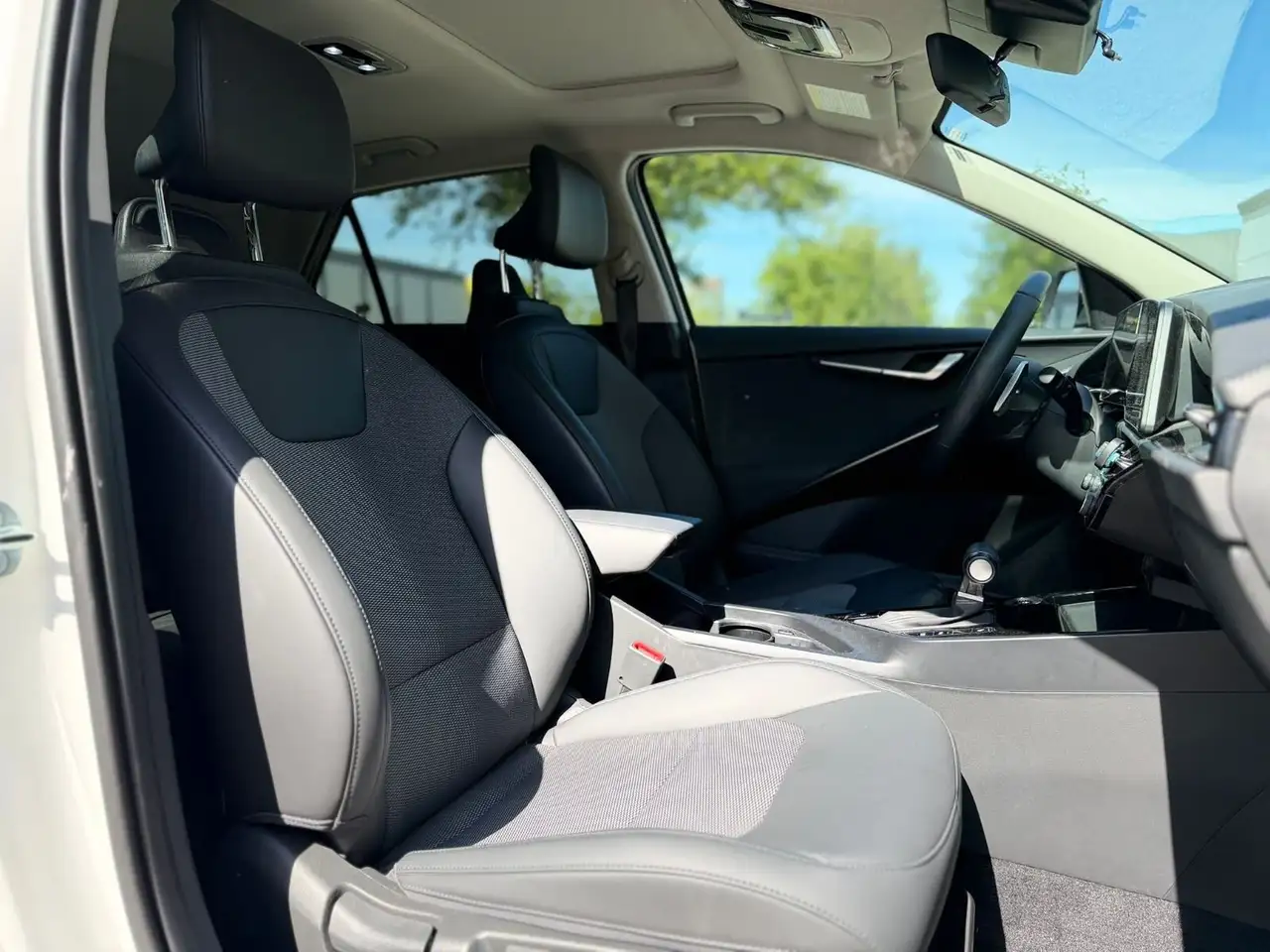 Kia Niro снимка Kia Niro