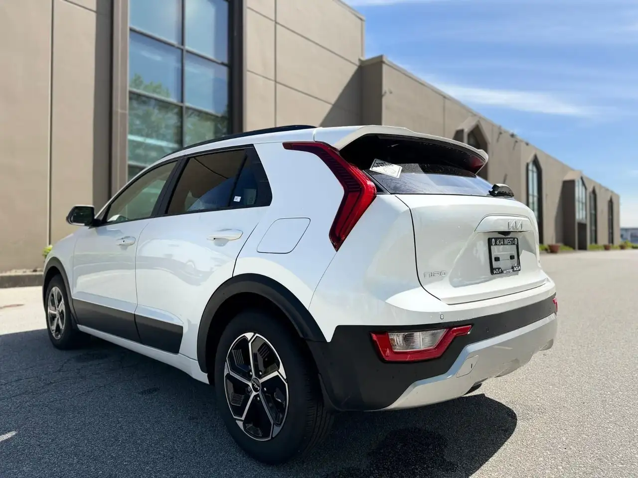 Kia Niro снимка Kia Niro