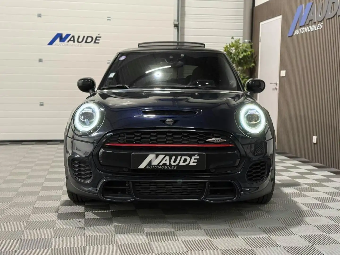 MINI John Cooper Works JCW 2.0i 231CH BVA Sport John Cooper Works F56 Azul - 2