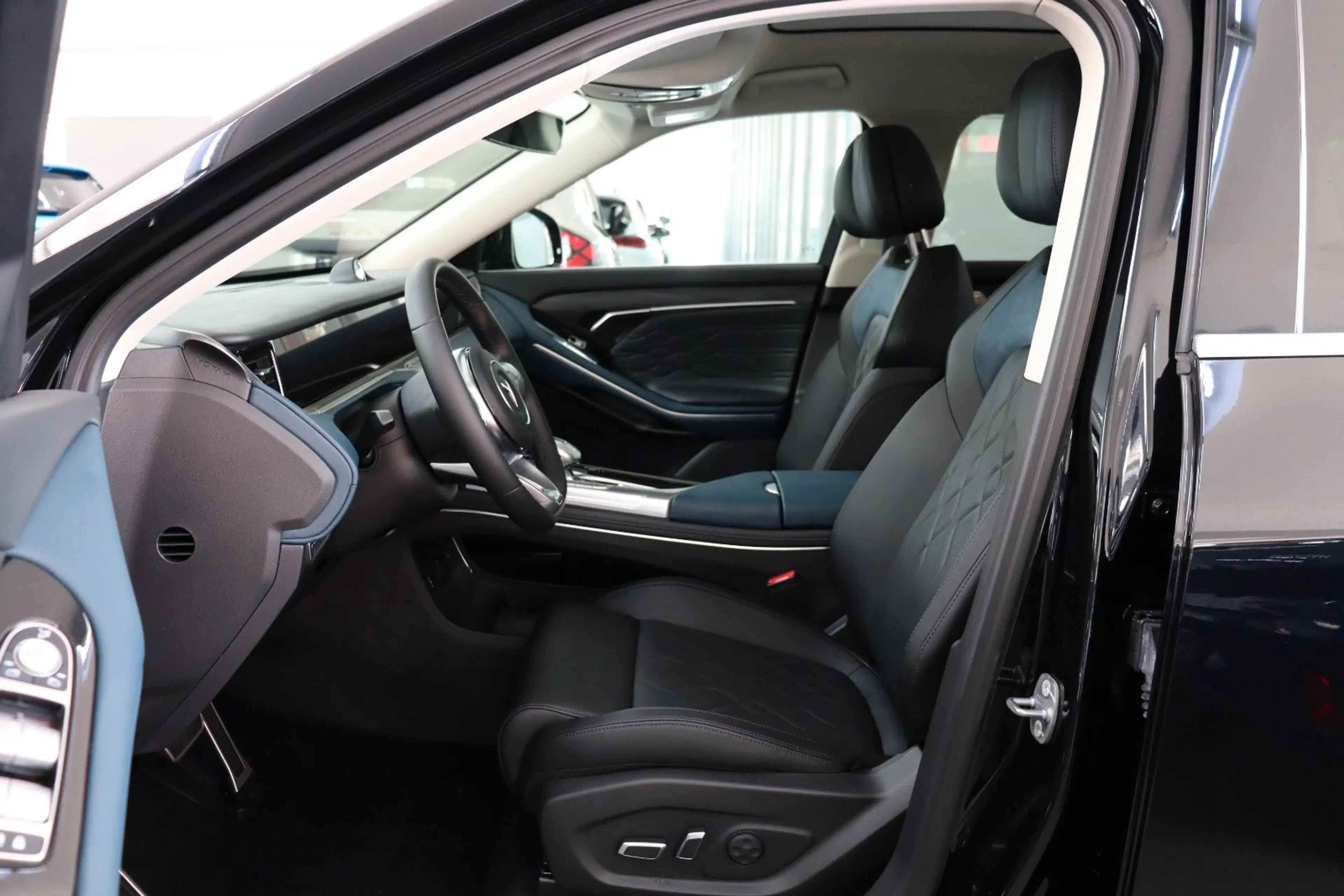 Voyah Free BEV Dongfeng 360° E.Heck ACC P.dach AKTION — photo 11