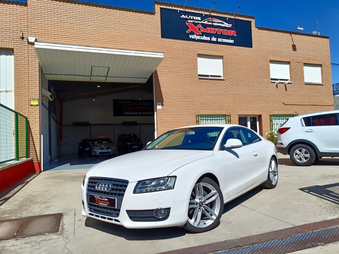 Audi A5 Coupé 2.7TDI Multitronic Blanco - 2