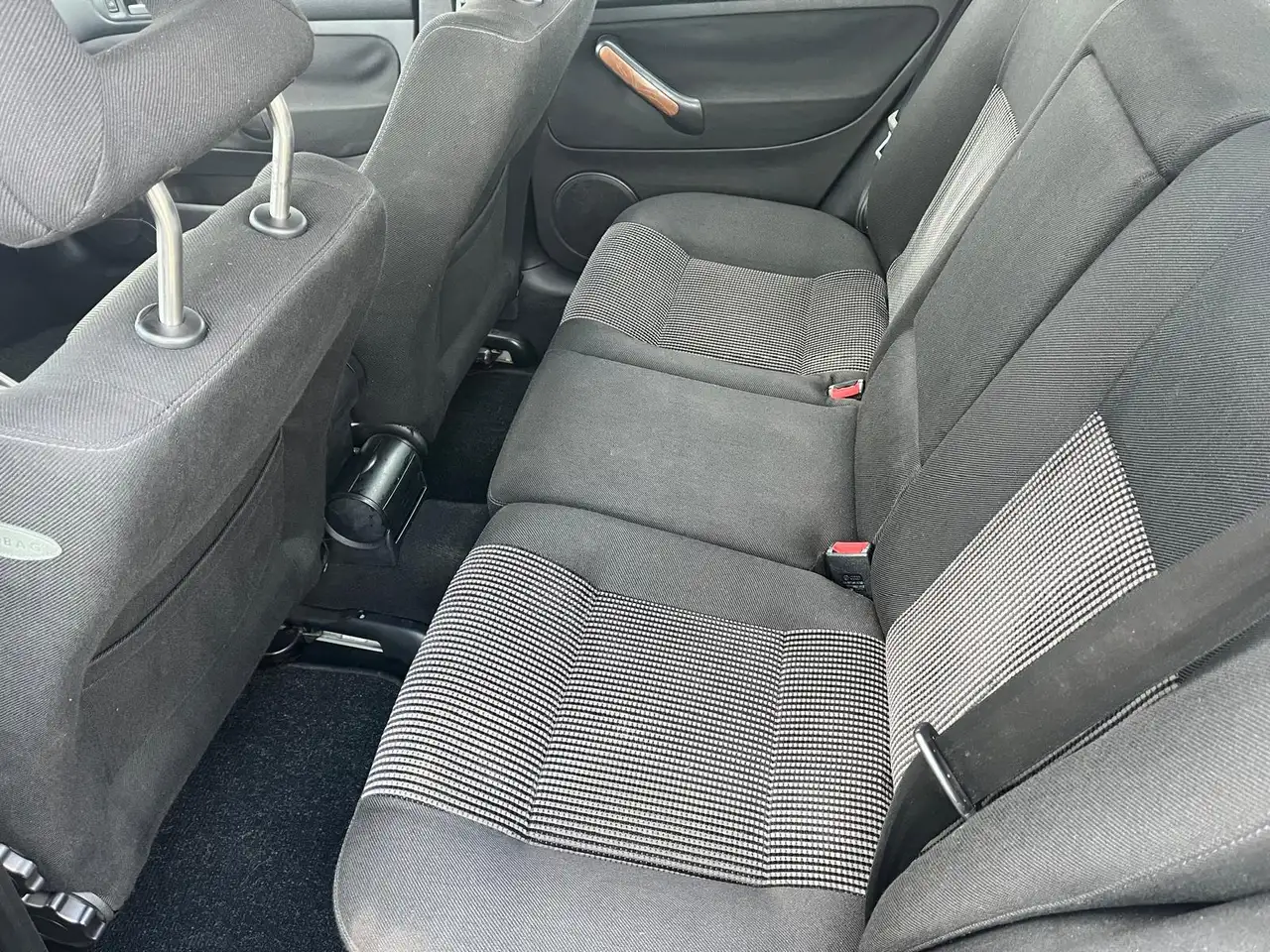 Volkswagen Bora Variant 2.3 V5 Trendline, foto 10