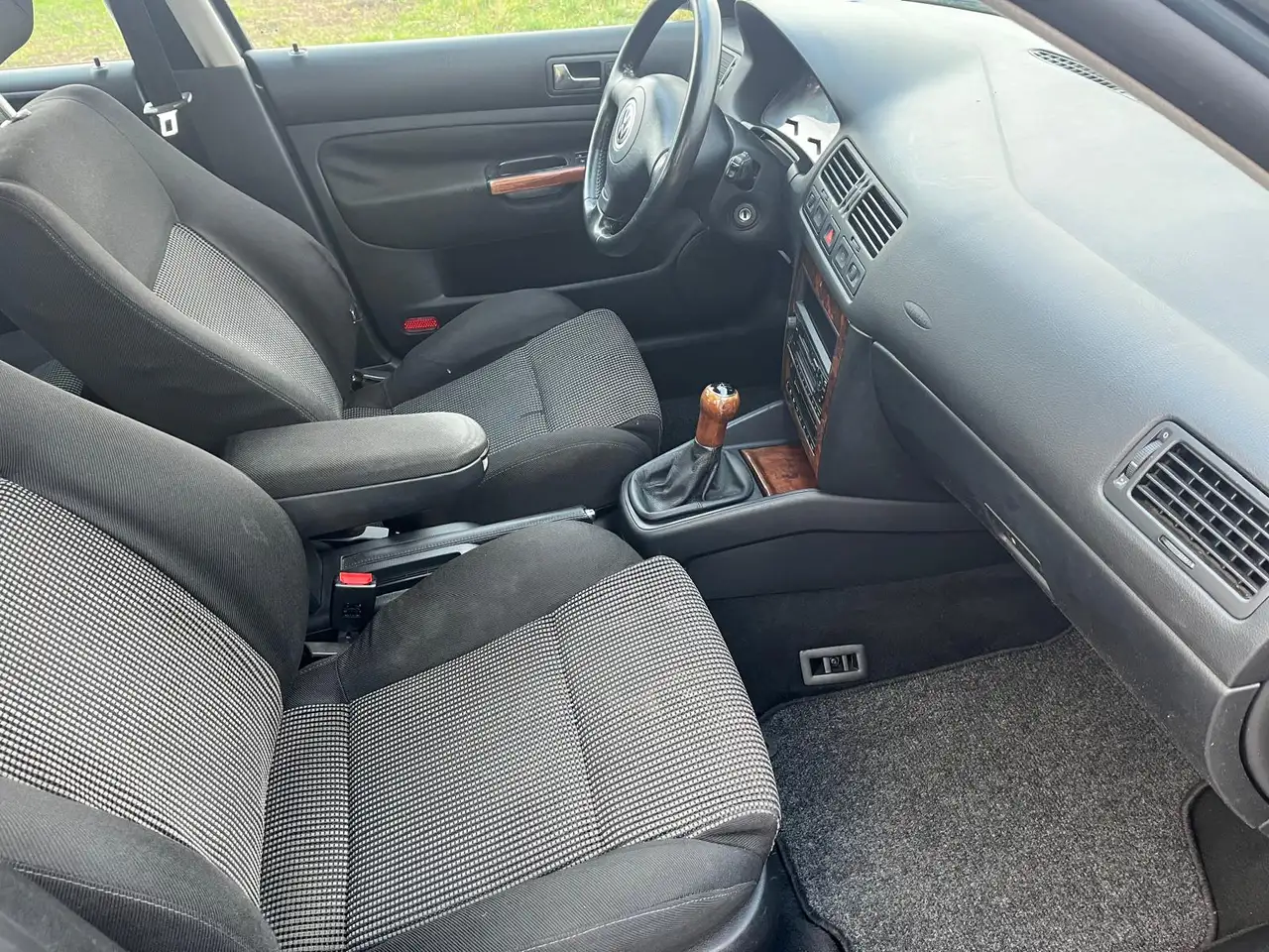 Volkswagen Bora Variant 2.3 V5 Trendline, foto 8