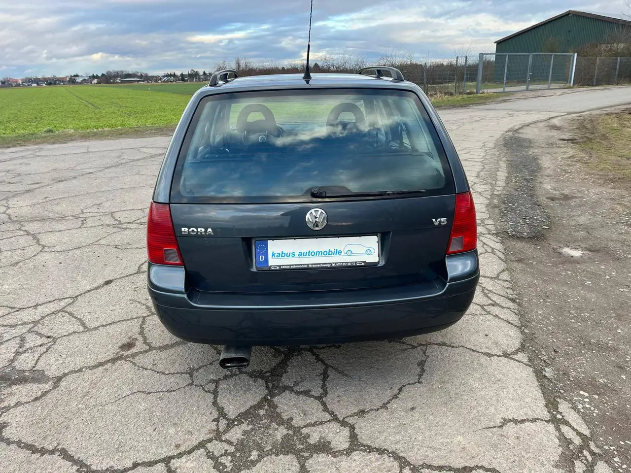 Volkswagen Bora Variant 2.3 V5 Trendline, foto 5