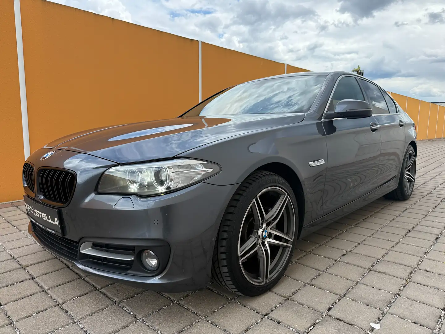 BMW 520 d F10 LCI Facelift / B47 / Automatik / Grey - 1