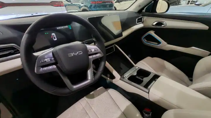 BYD Dolphin 2026, foto 14