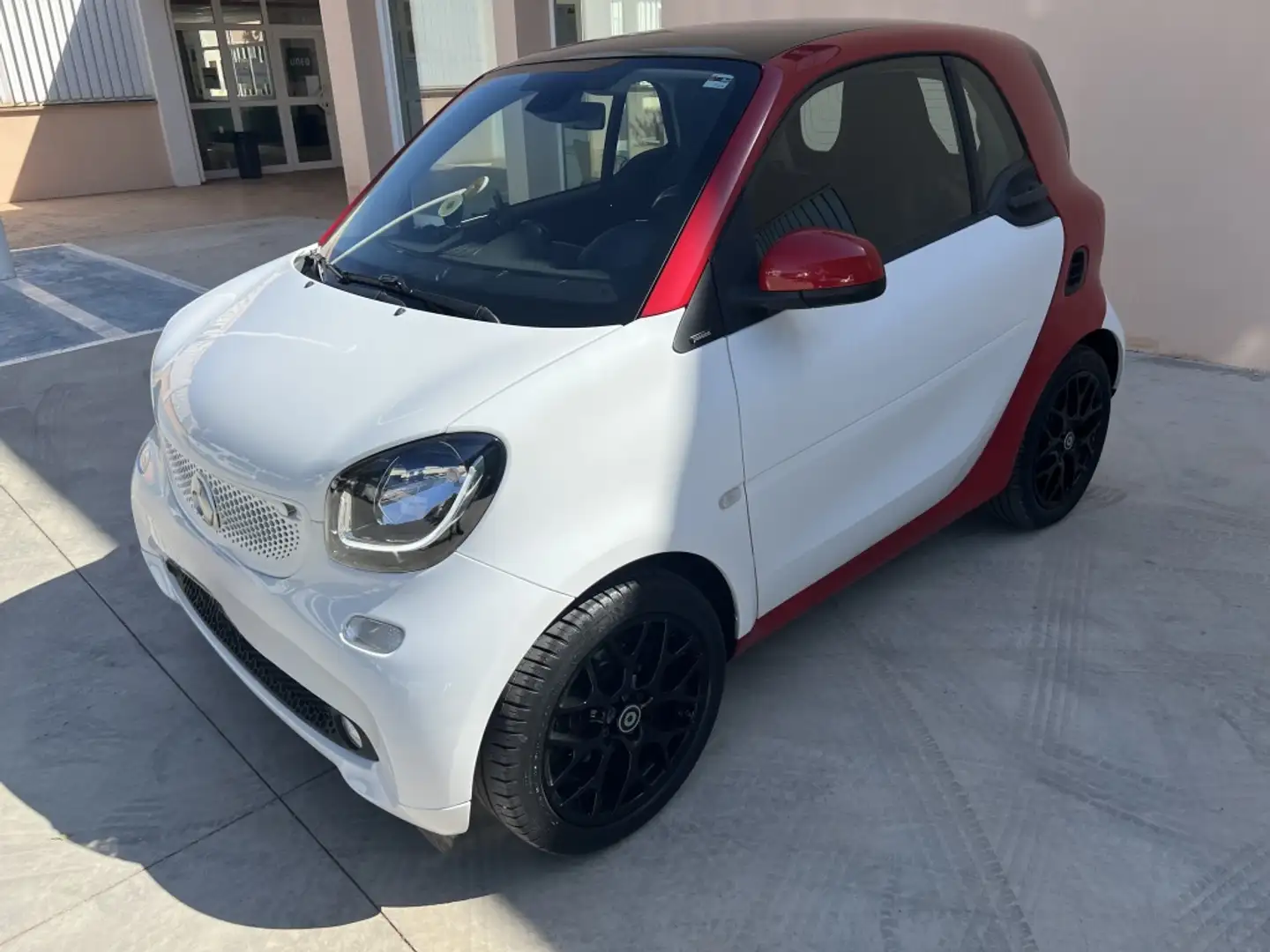 smart forTwo Coupé 66 Passion Aut. Blanco - 1