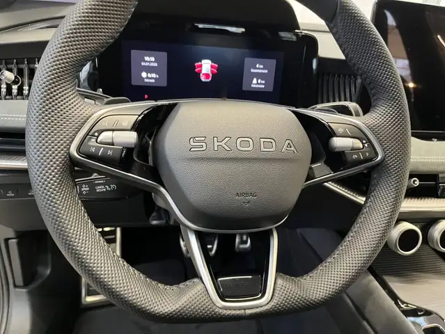 Skoda Superb view 9