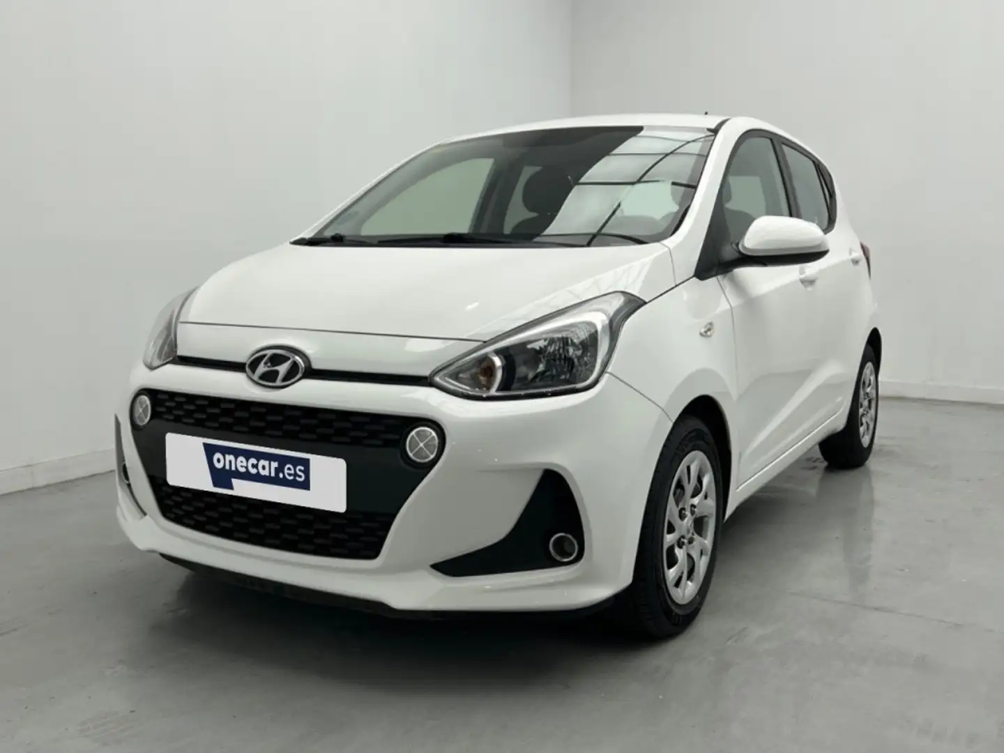 Hyundai i10 1.0 Tecno Wit - 1