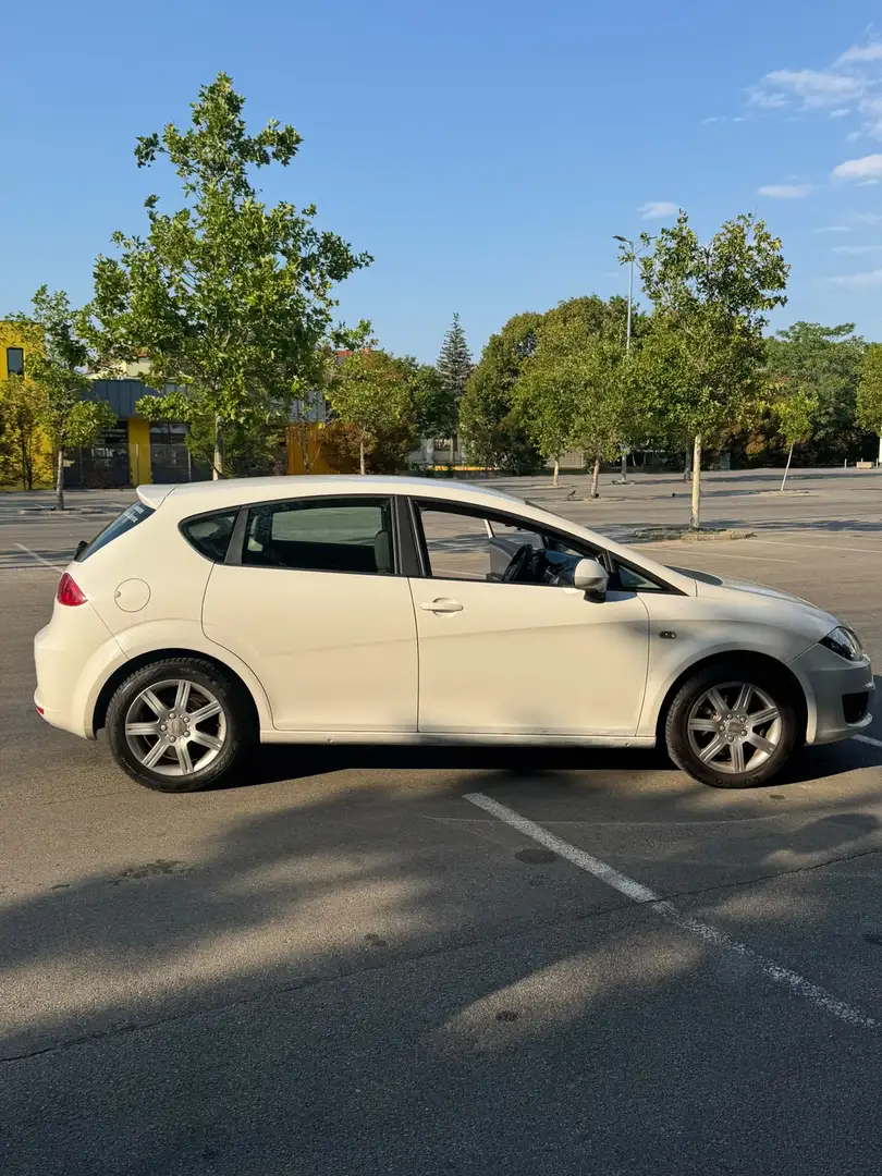 SEAT Leon 1.6 TDI DPF Style - 1