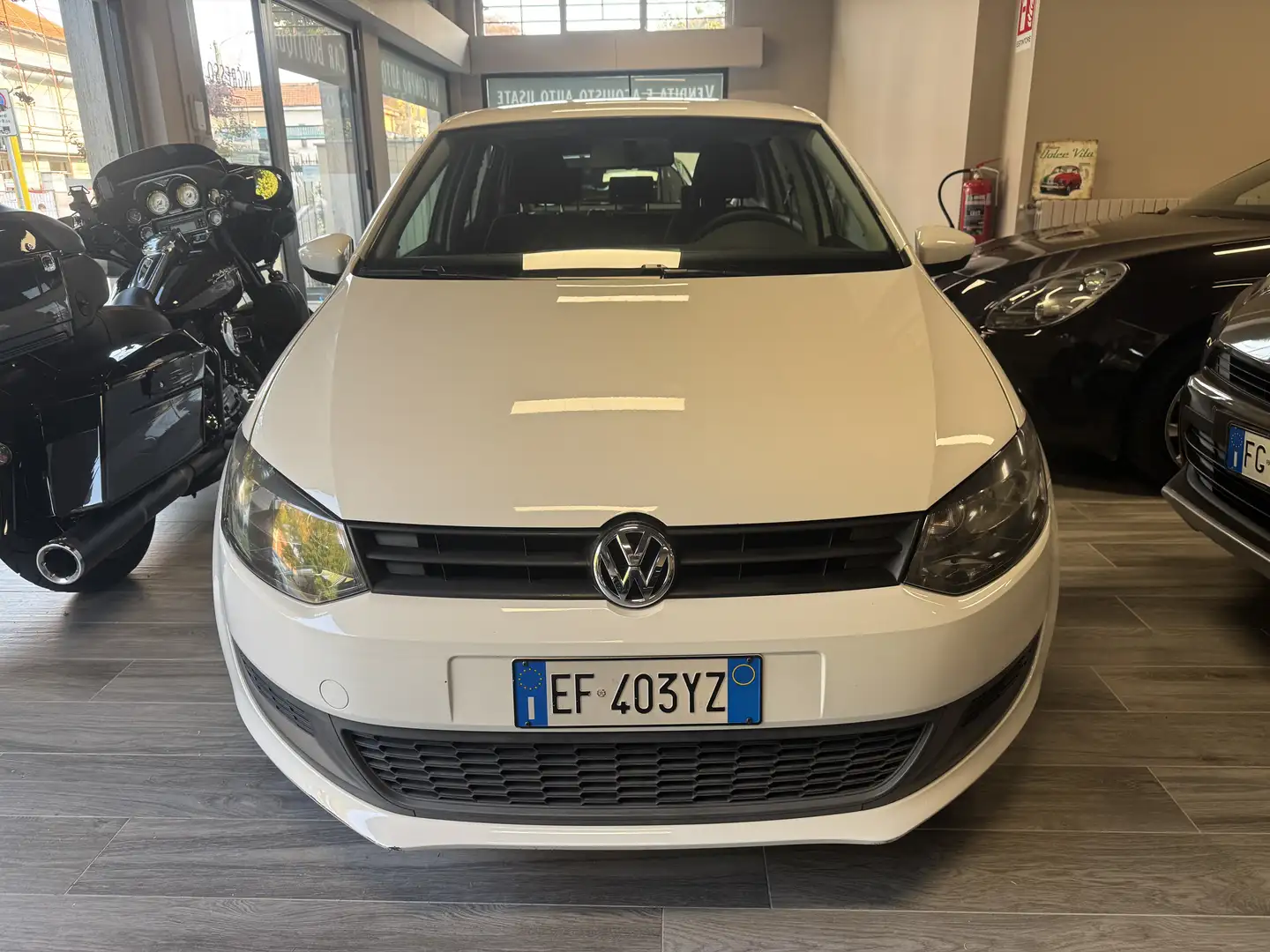 Volkswagen Polo 1.2 5p Neopatentati Bianco - 2