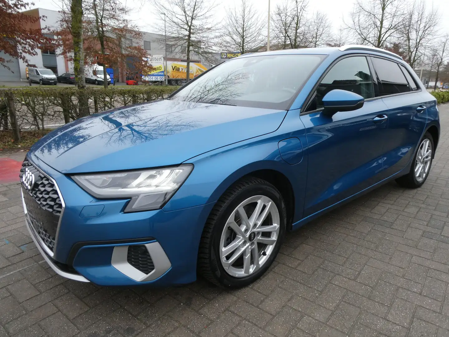 Audi A3 40 TFSIe Plug-in Sportback, Afn. trekh.1j garantie Blau - 2