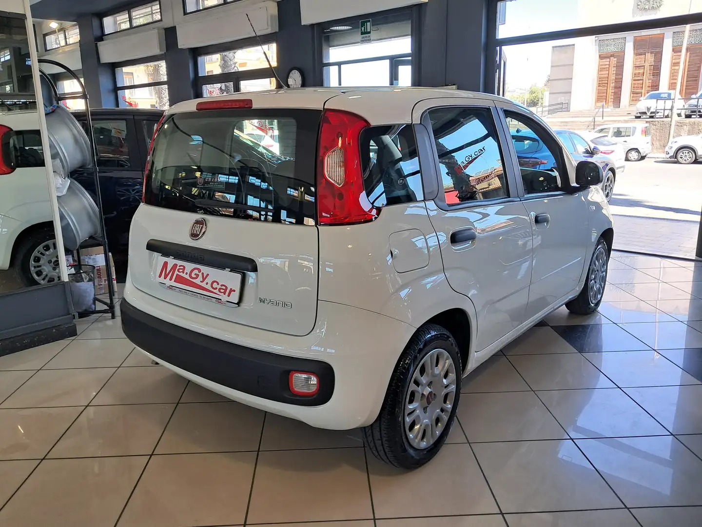 Fiat Panda 1.0 firefly hybrid 70 cv S Blanc - 2