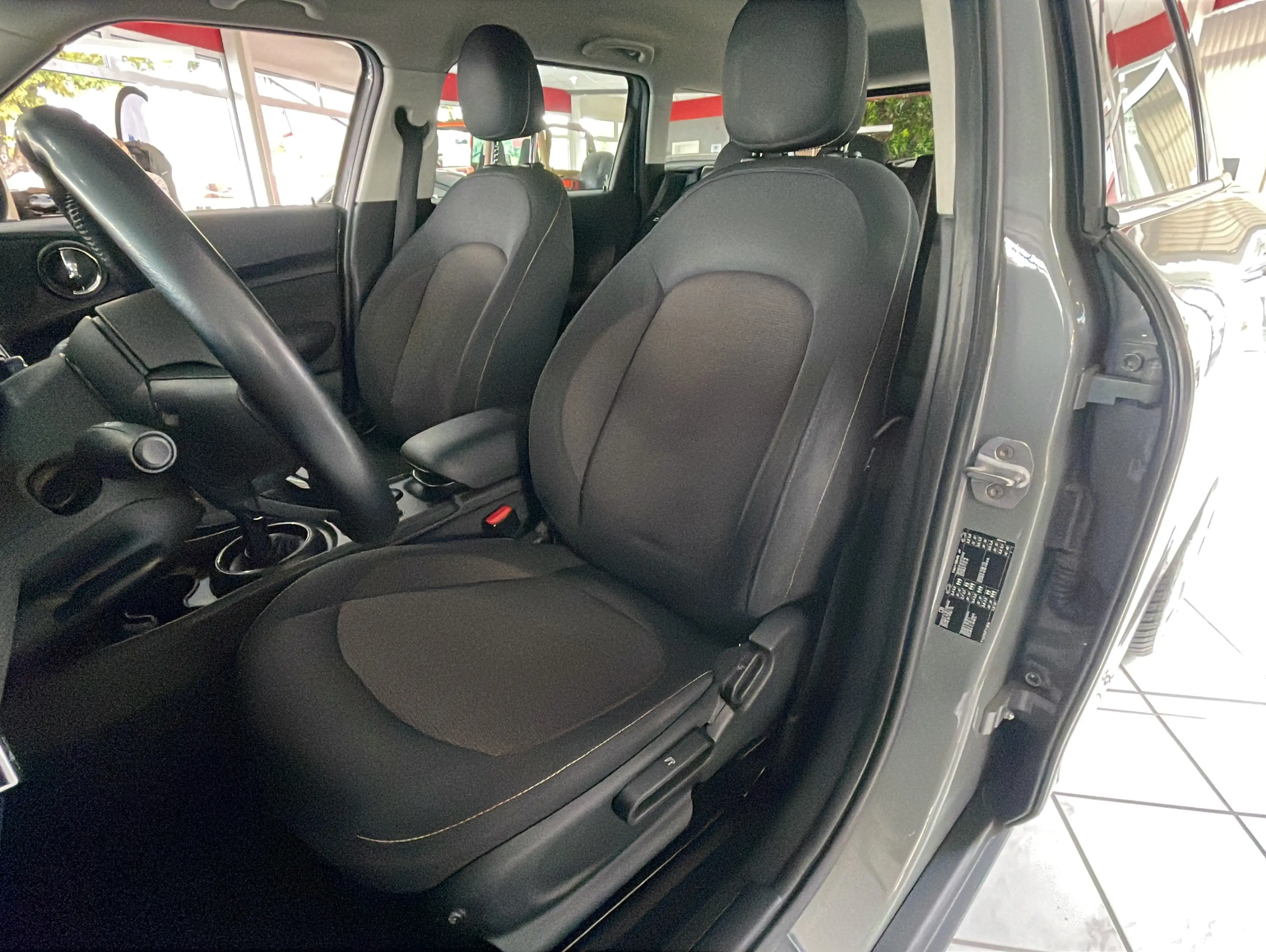 MINI One Clubman - Automatik-Navi-Klima-Garantie — photo 13