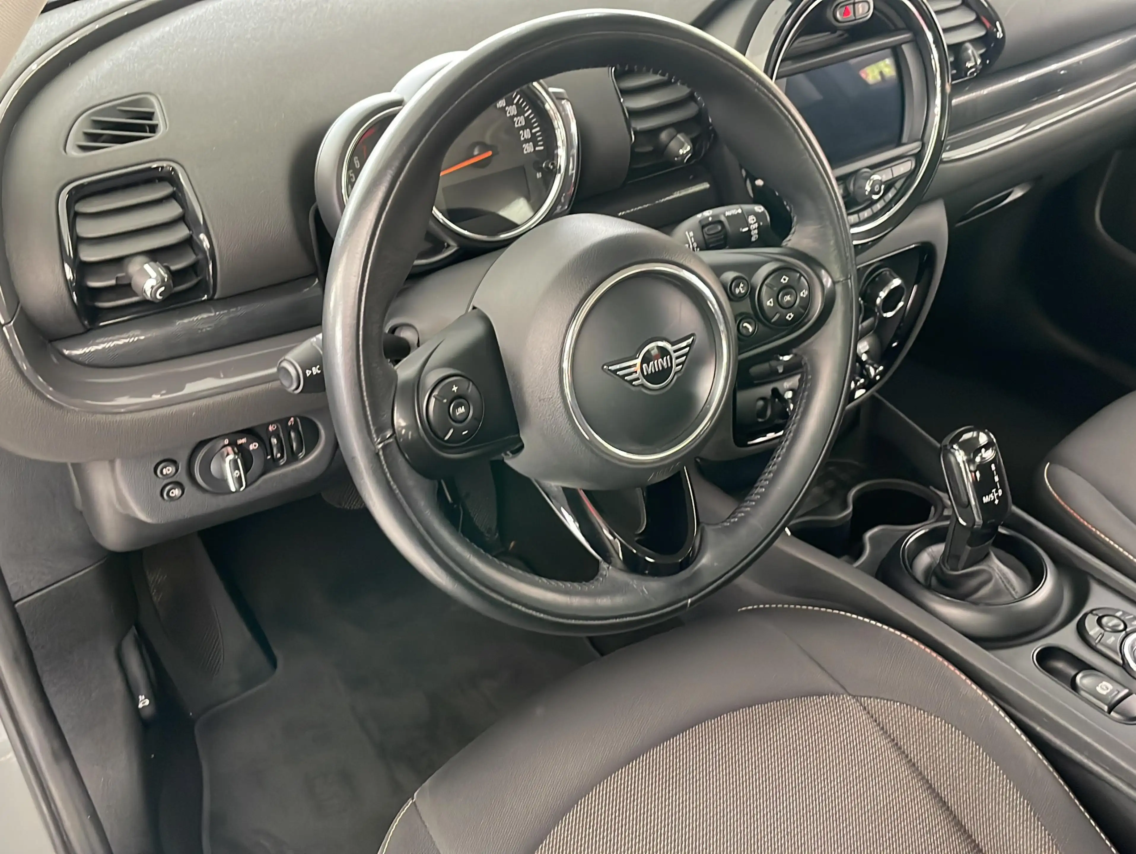 MINI One Clubman - Automatik-Navi-Klima-Garantie — photo 10