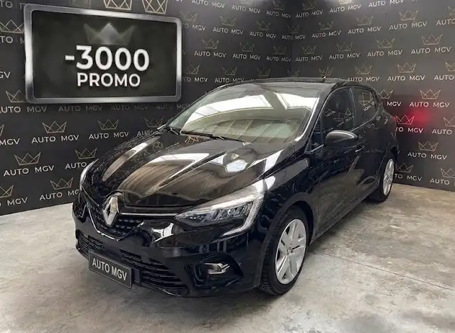 2022 Renault Clio in Black for sale