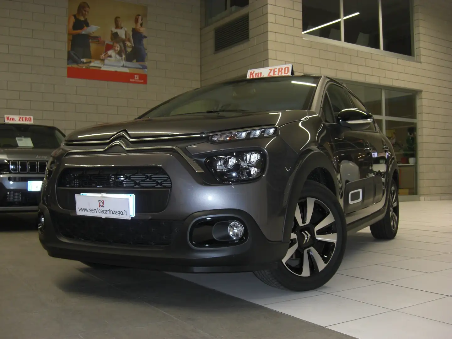 Citroen C3 PureTech 83 S&S Max Grijs - 2
