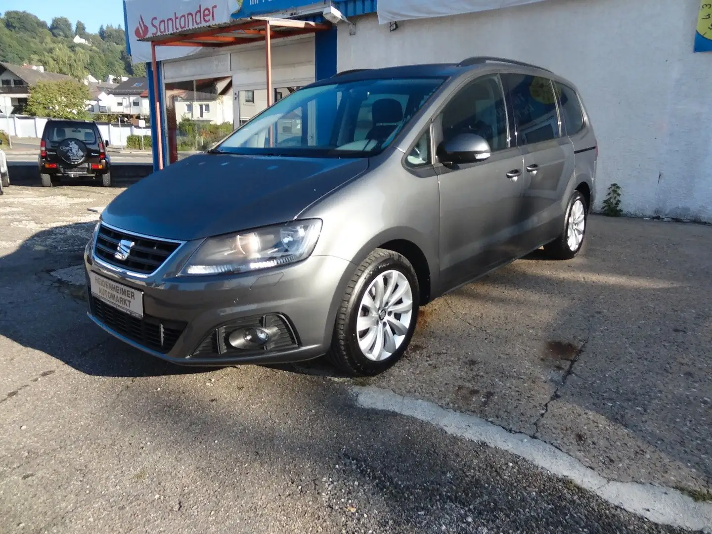 SEAT Alhambra Style/7-Sitzer/AHK/75.500km/Navi/ Grau - 1