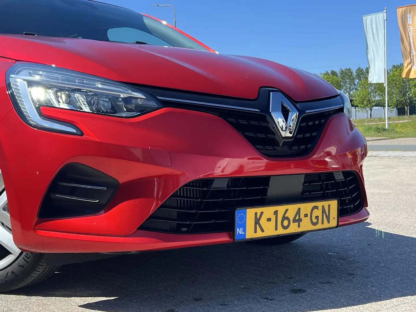 Renault Clio 1.0 TCe Zen | Stoelverwarming | Airco | Cruise Con Rosso - 2