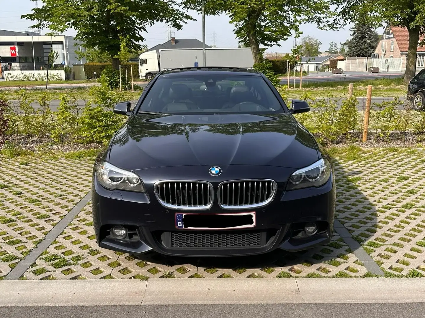 BMW 520 520d Aut M Full Option Zwart - 1