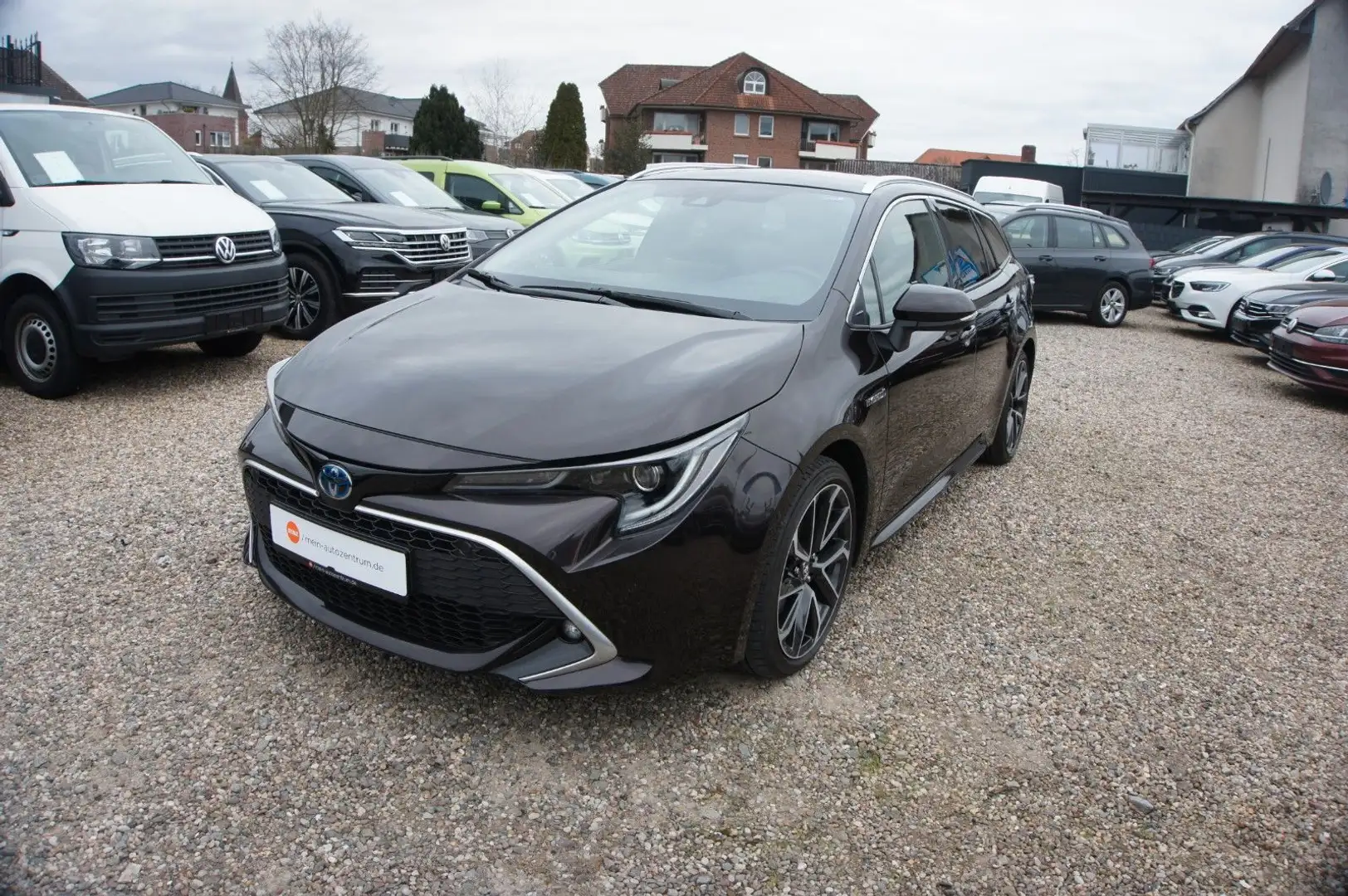 Toyota Corolla Touring Sports Hybrid Lounge LED PANO Brun - 1