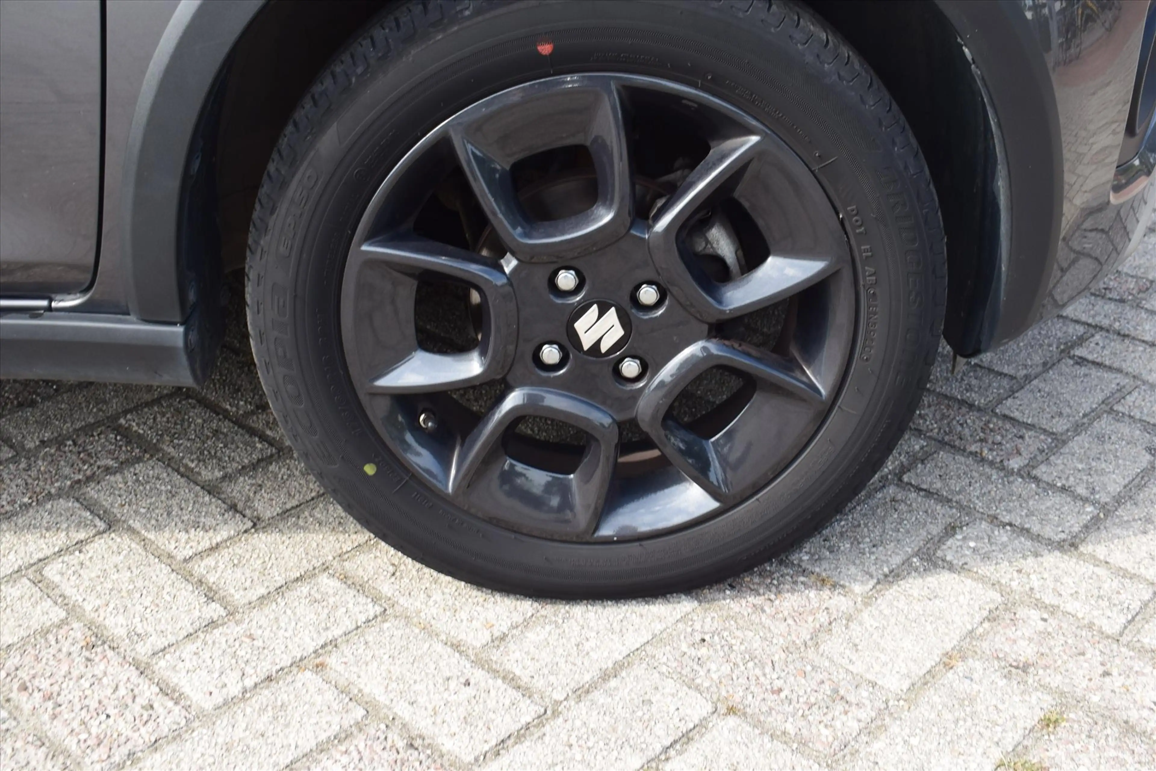 Suzuki Ignis 1.2 Smart Hybrid 83pk CVT Style — photo 11