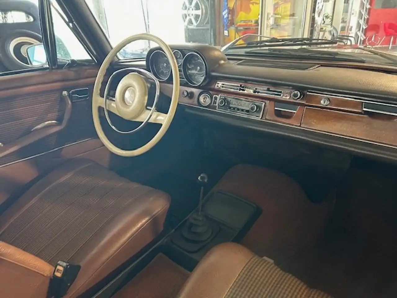Mercedes-Benz 280 S / 8 elektr. Schiebedach, Radio, ZV, H-Kenn, foto 12