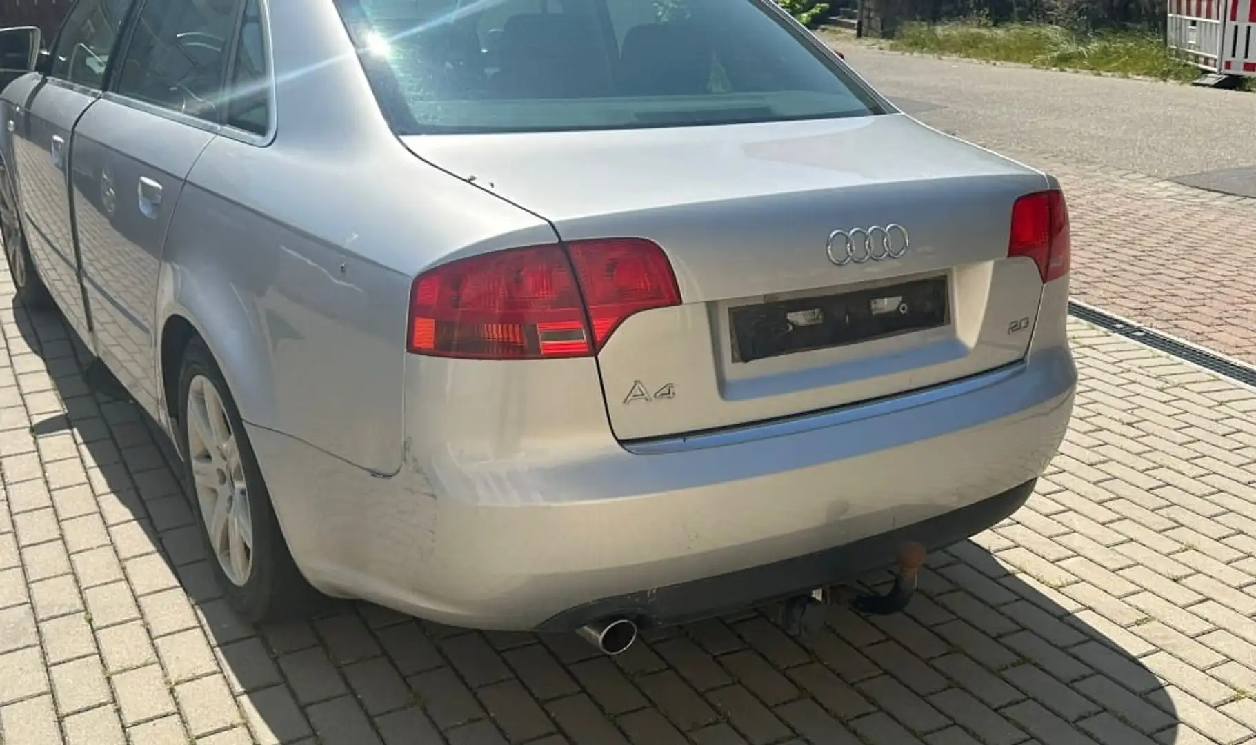 Audi A4 A4 Avant 2.0 Silber - 2