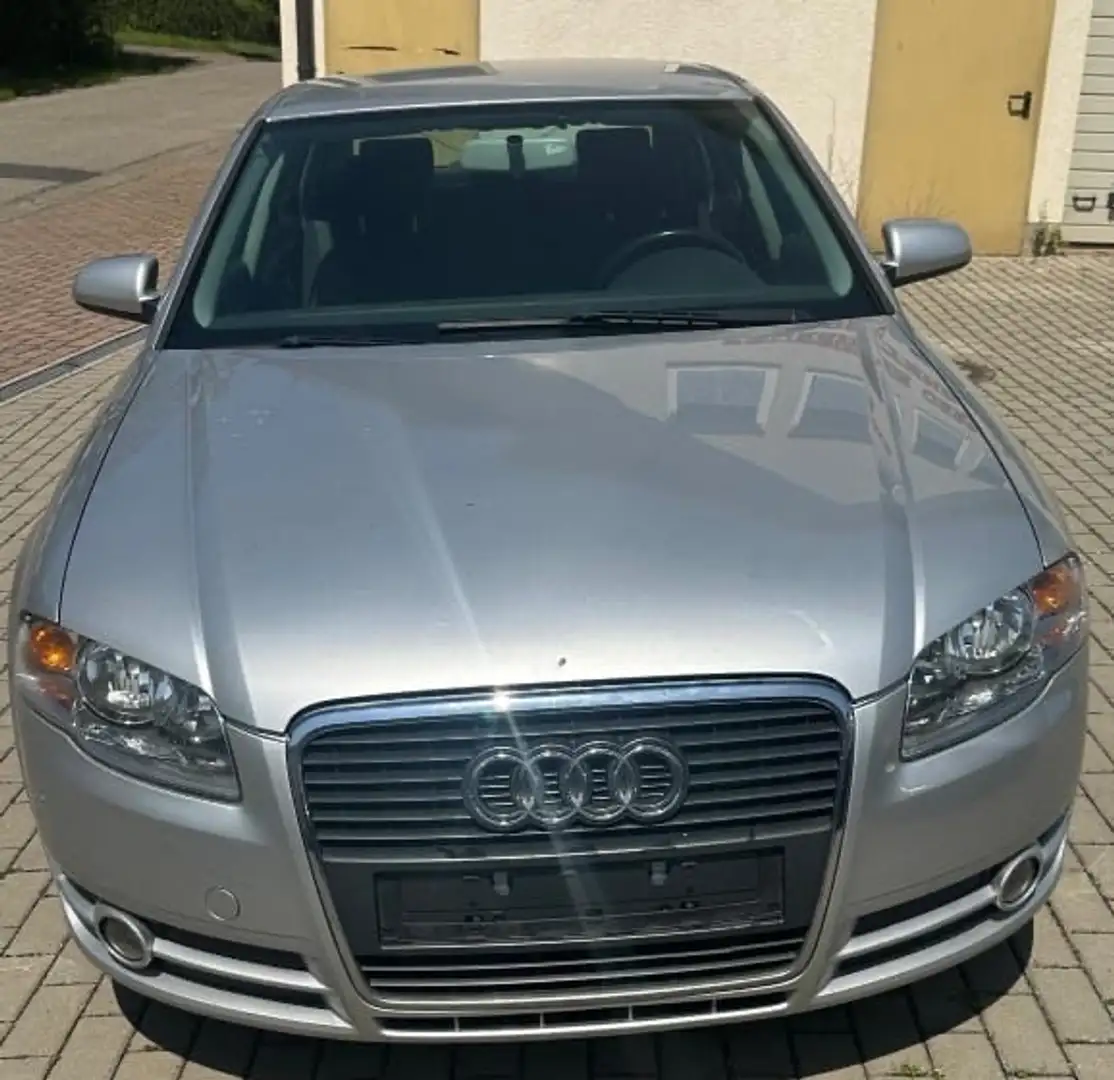 Audi A4 A4 Avant 2.0 Silber - 1