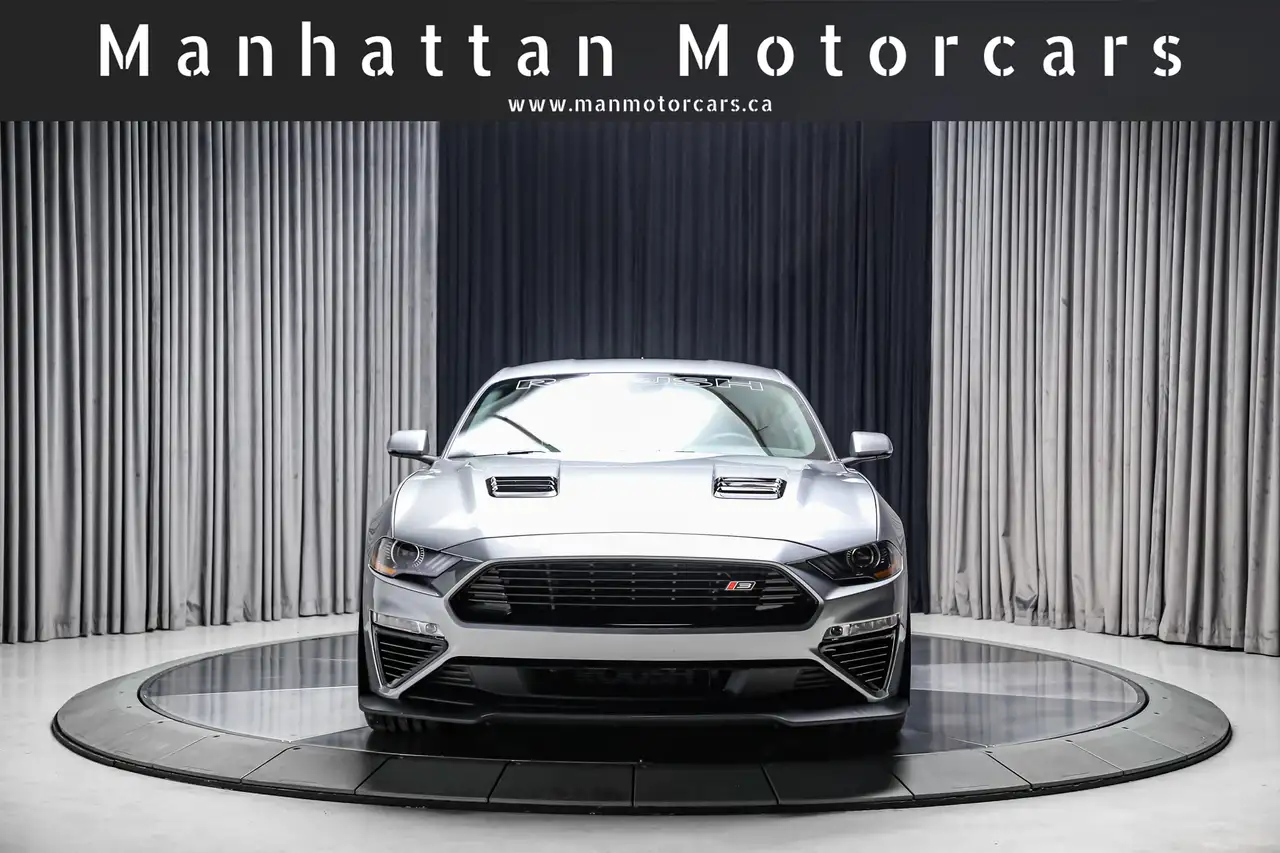 Ford Mustang photo Ford Mustang