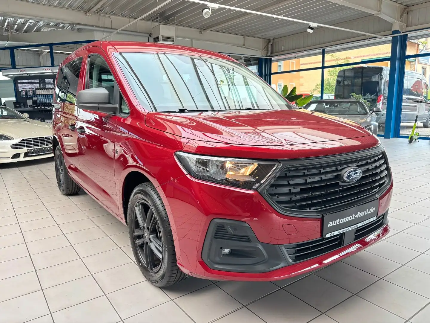 Ford Tourneo Connect 1.5 Trend*Klima*DAB*LMR*Winter-P Roşu - 1