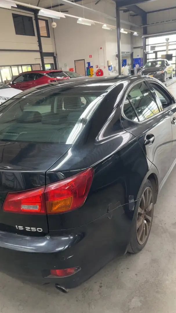 Lexus IS 250 Aut. Luxury Line - 2