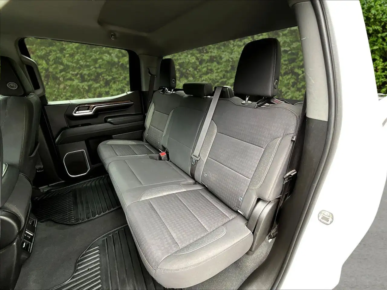 Chevrolet Silverado 1500 photo Chevrolet Silverado 1500