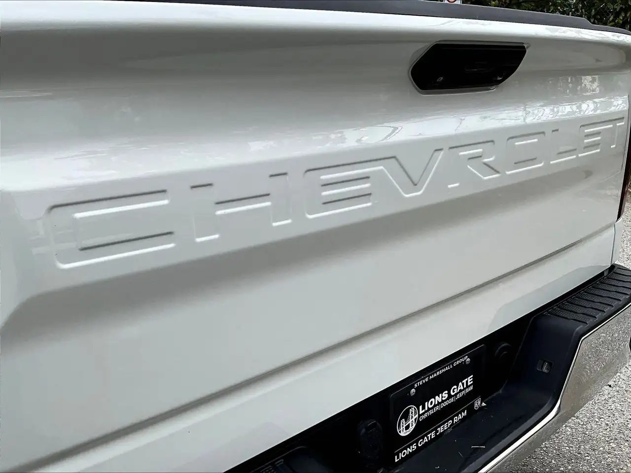 Chevrolet Silverado 1500 photo Chevrolet Silverado 1500
